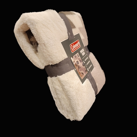 NWT Coleman Blanket Sherpa Reversible Throw Plush Camping Comfort / Aztec - Picture 3 of 6